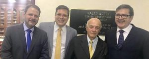 Leia mais sobre o artigo Presidente da OAB Dr. Alexandre de Sá participou de uma cerimônia de homenagem aos professores