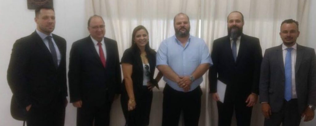 Leia mais sobre o artigo Comissão de Direitos e Prerrogativas da OAB reune-se com o Diretor Geral do CDP II de Guarulhos.