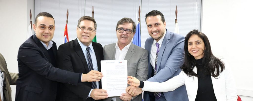 Leia mais sobre o artigo OAB Guarulhos assina convênio de cooperação técnica com a Prefeitura Municipal de Guarulhos.