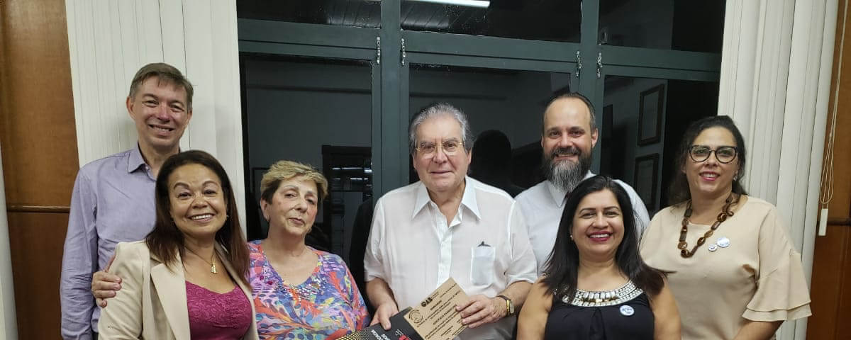 Você está visualizando atualmente Entrega do Anuário da Advocacia de Guarulhos 2019 ao Escritório “Advocacia Pannocchia”